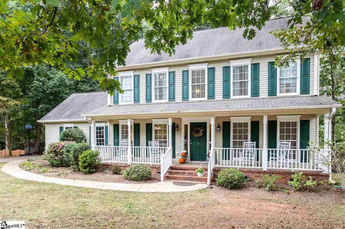 4 Honey Locust Lane