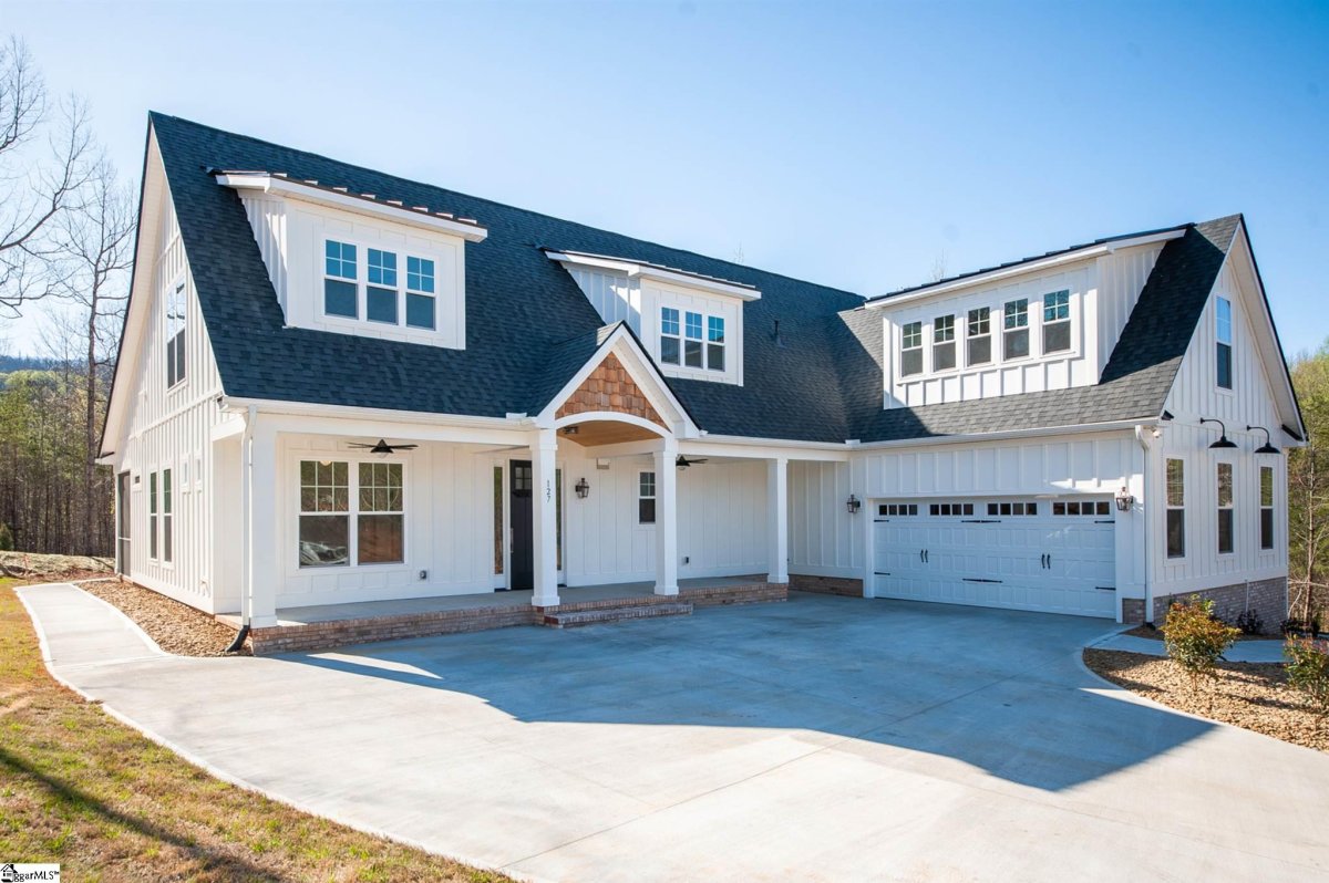 127 Pinelands Place