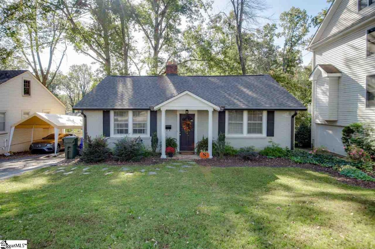 32 Douglas Drive