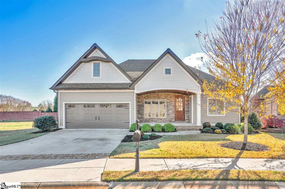 309 Laguna Lane