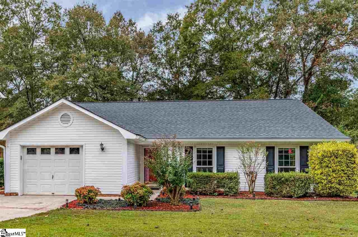 4 Chinaberry Lane
