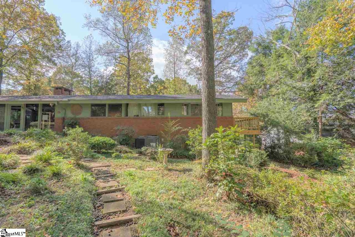 103 Robinall Drive