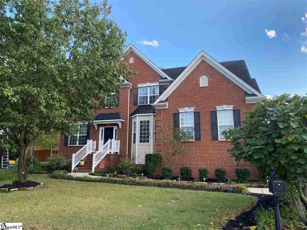 626 Heathercrest Court