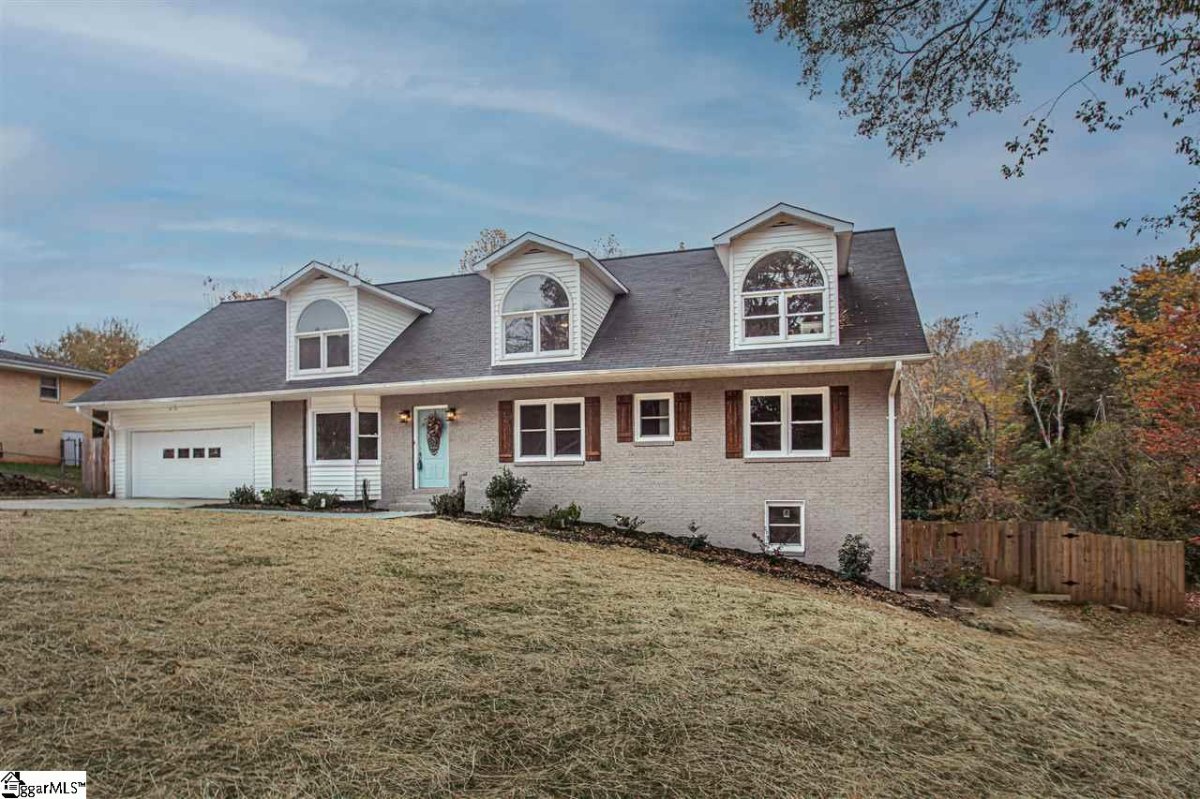 202 Parkdale Drive