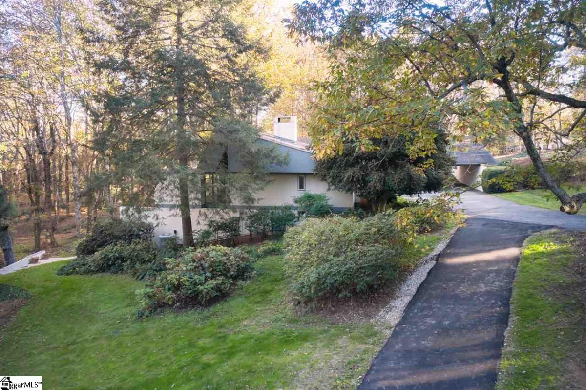 4 Stratton Place