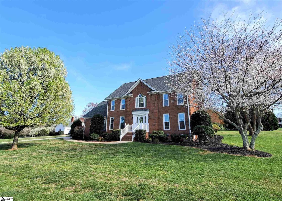 9 Silver Ridge Court