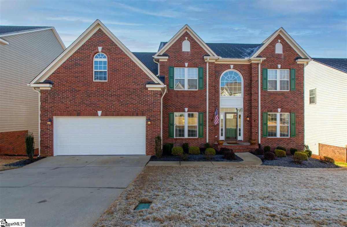 10 Suffolk Downs Way