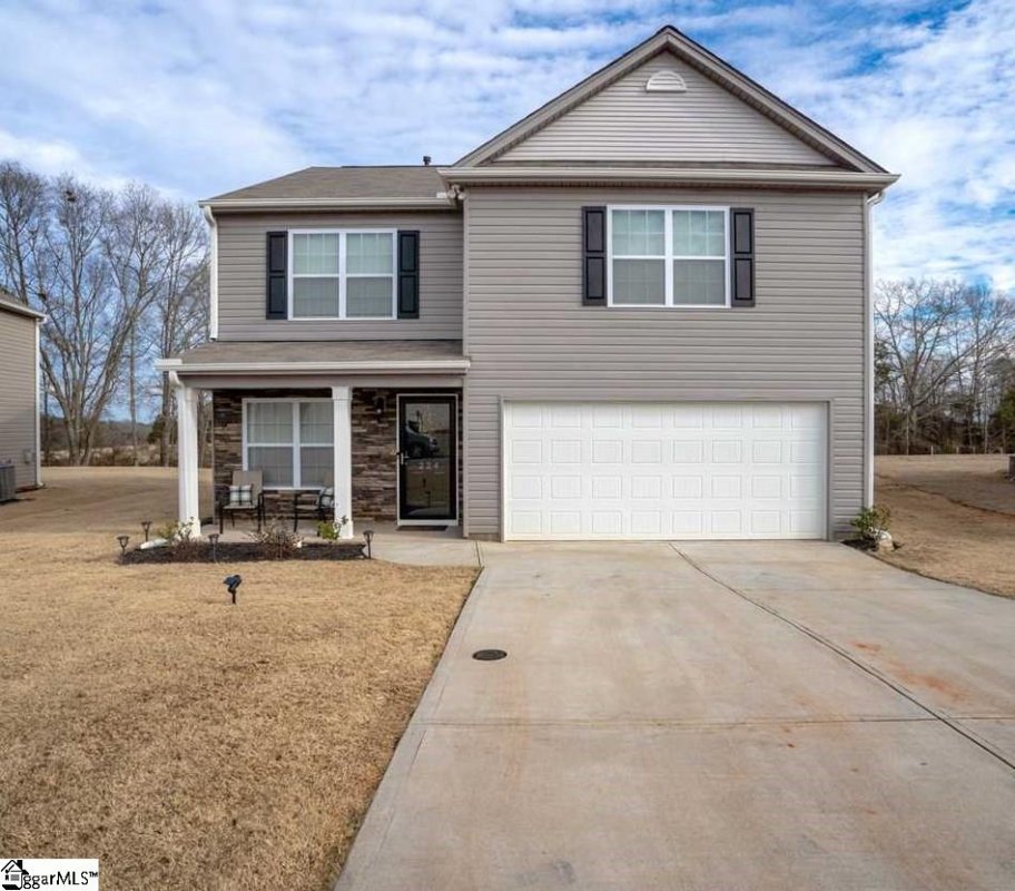 224 Hillendale Way