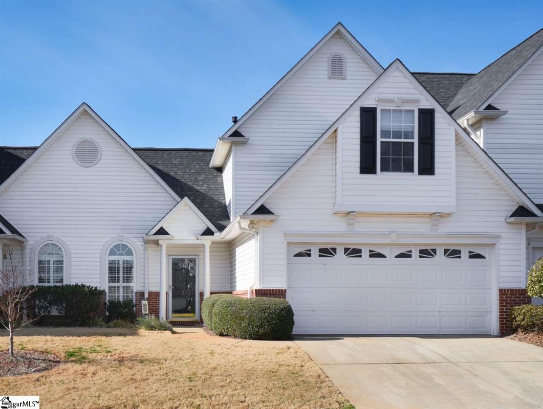 6 Cedar Rock Drive