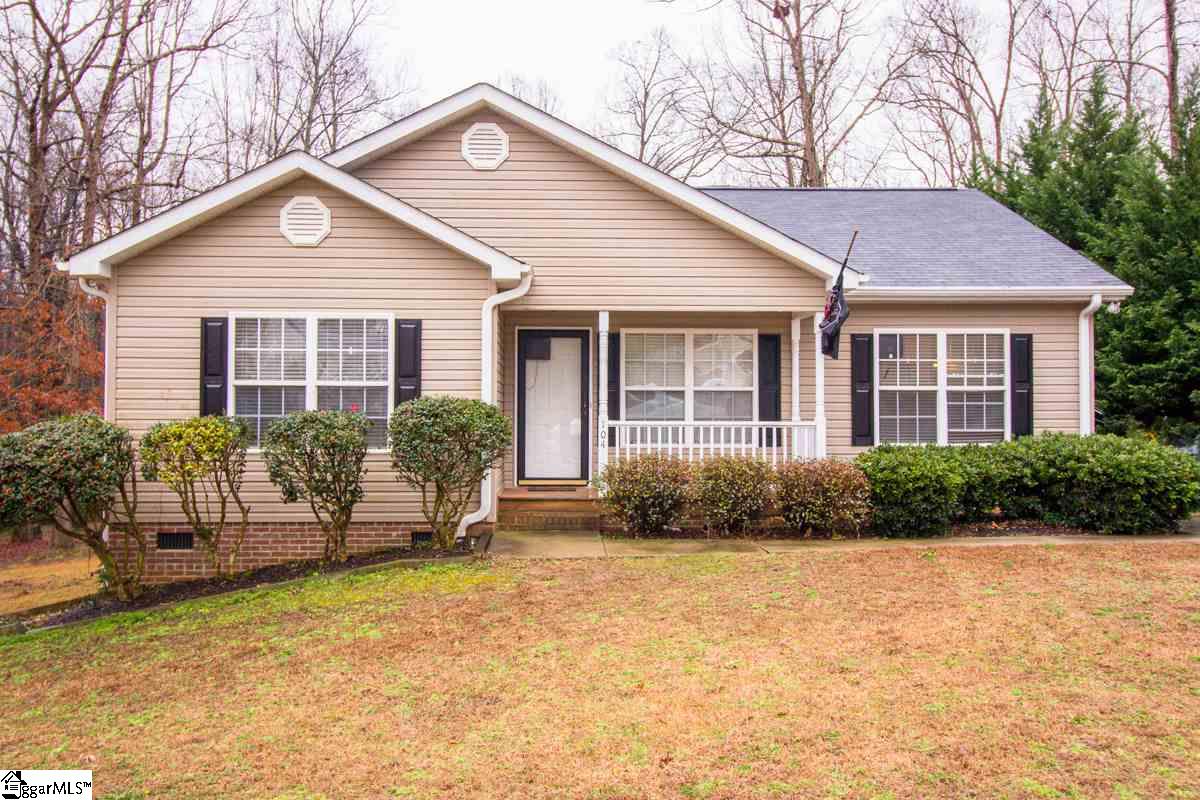 104 S Fox Circle