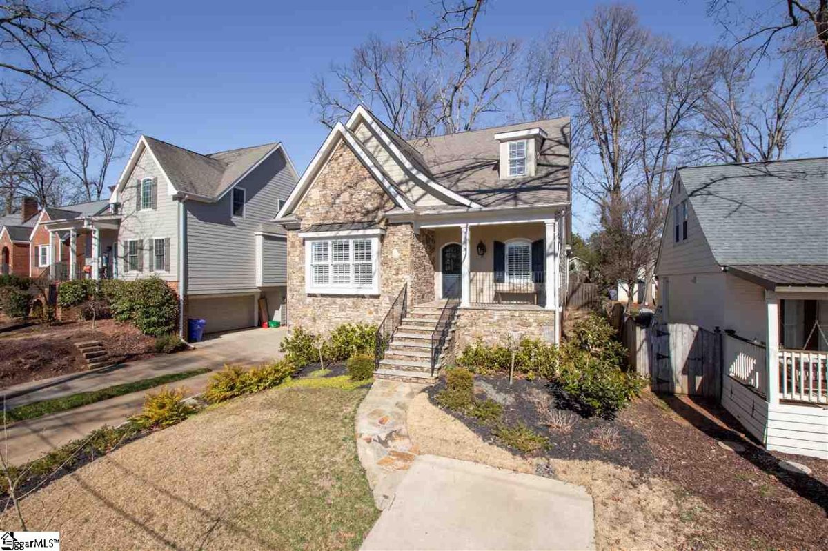 37 Douglas Drive
