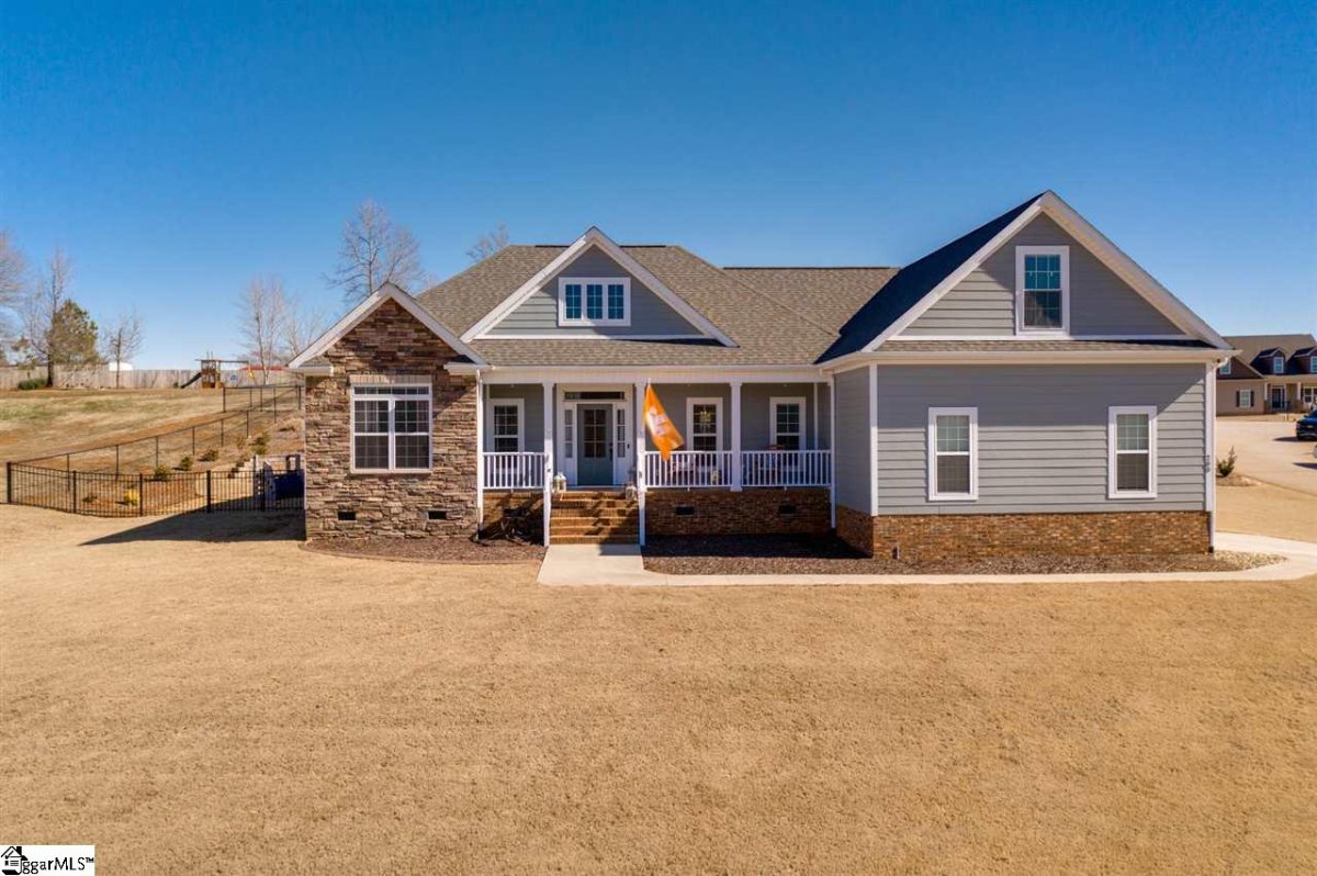 200 Saddle Creek Court