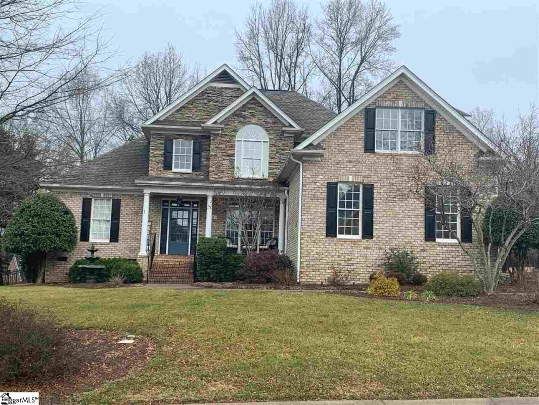 105 Breeds Hill Way