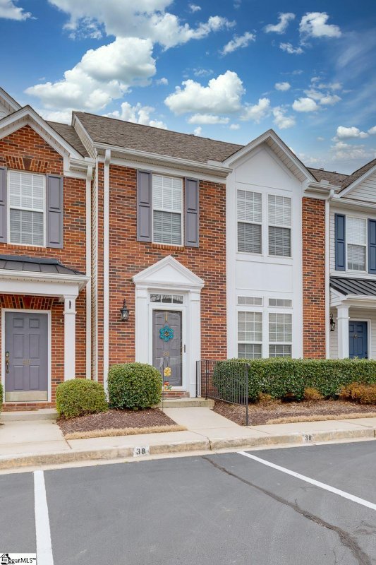 38 Spring Crossing Circle