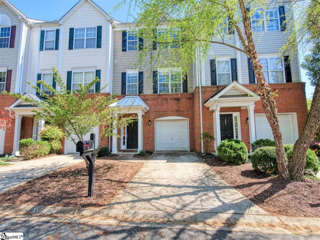 104 Chalet Place