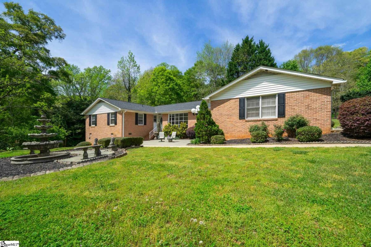 6 Burlwood Court