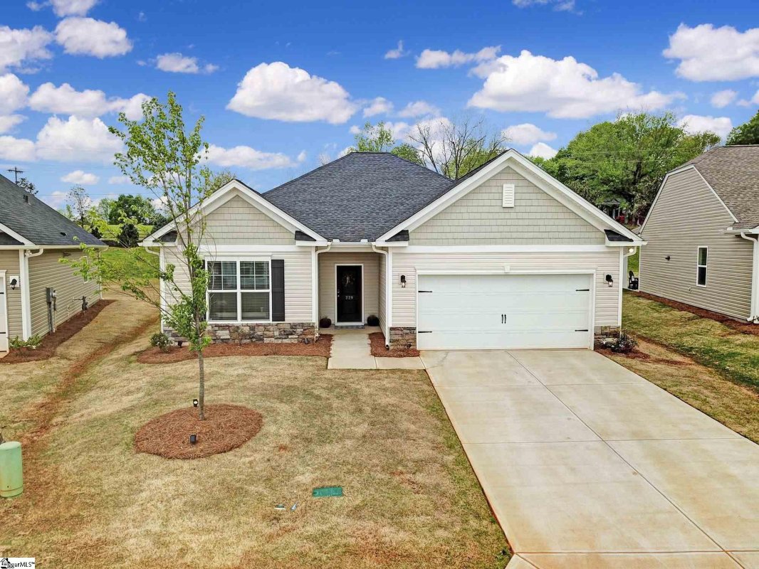 229 Cassingham Lane