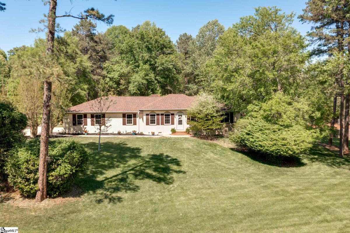 105 Woodwind Drive