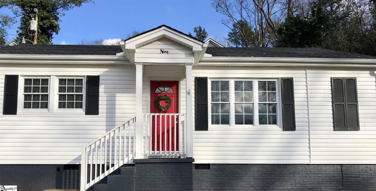 9 Brookview Circle