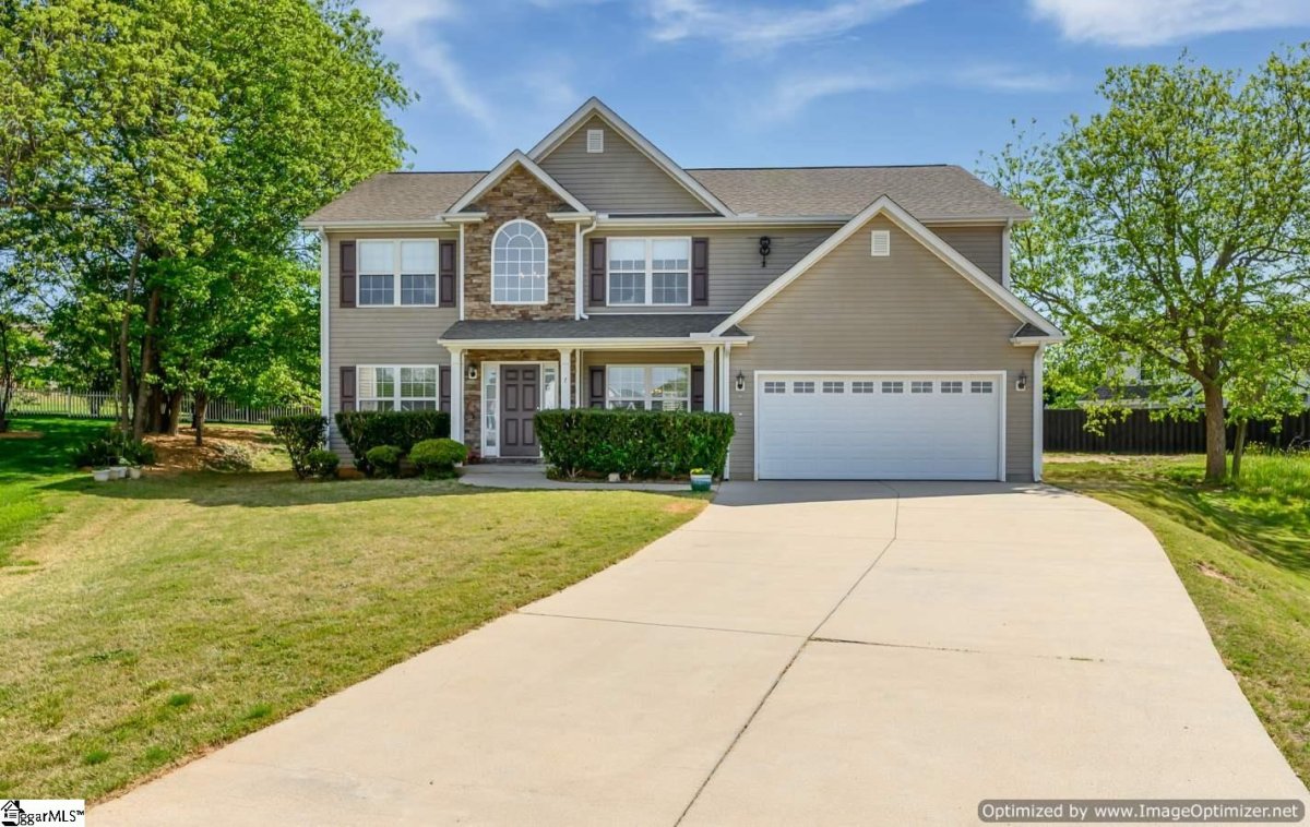 7 Heather Rose Court