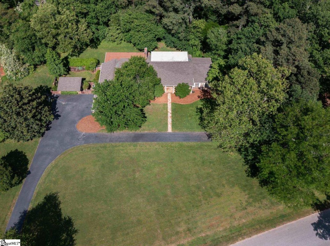 201 Huntington Road