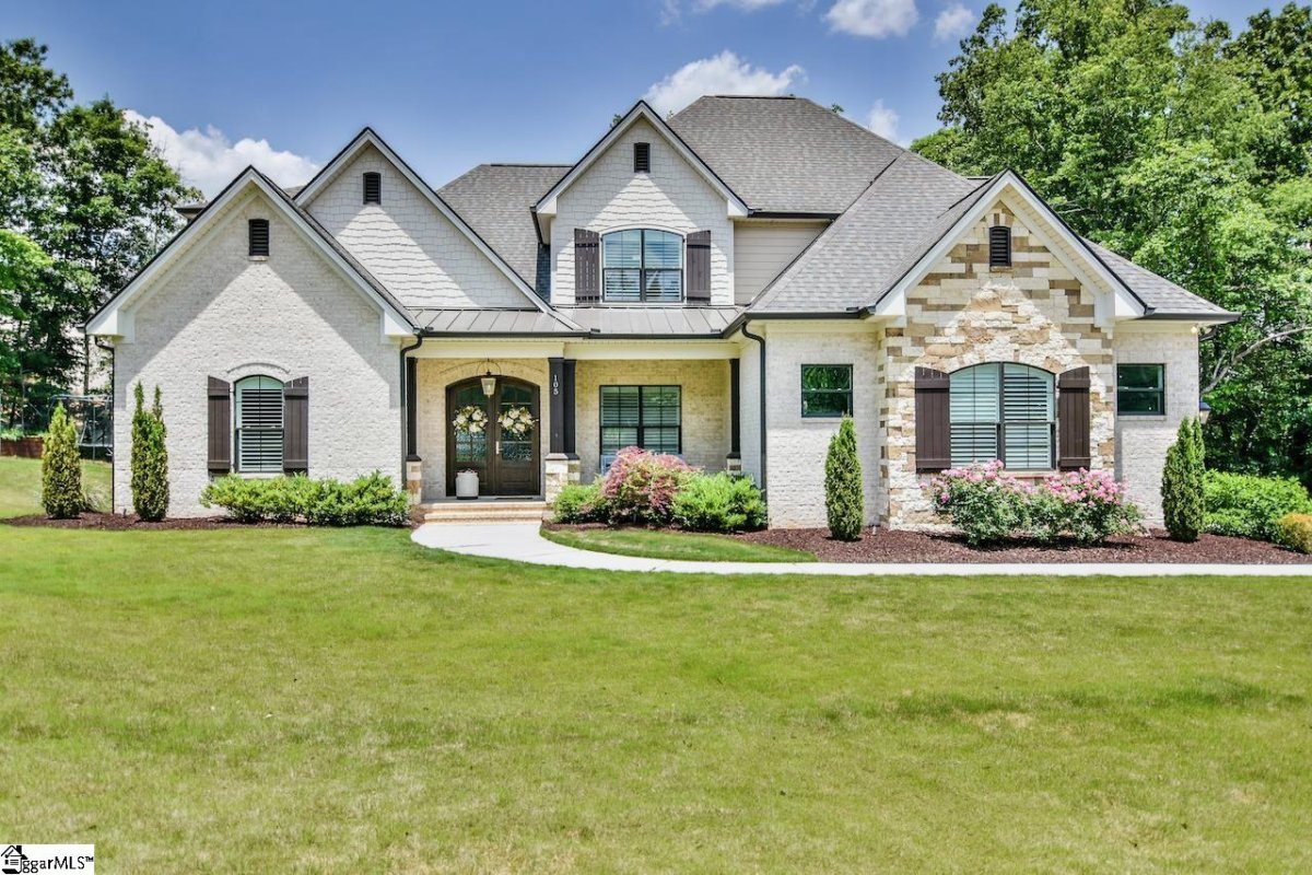 105 Greendale Lane