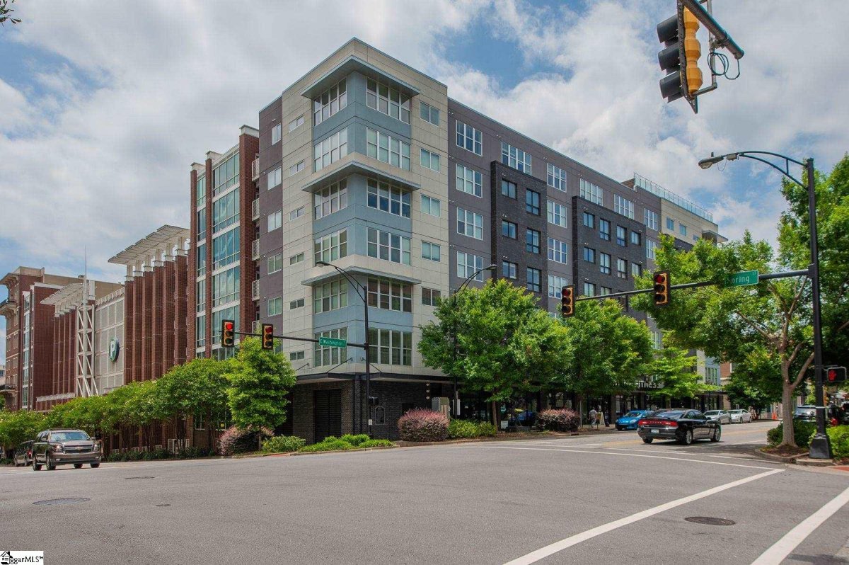 100 E Washington Street Unit 35