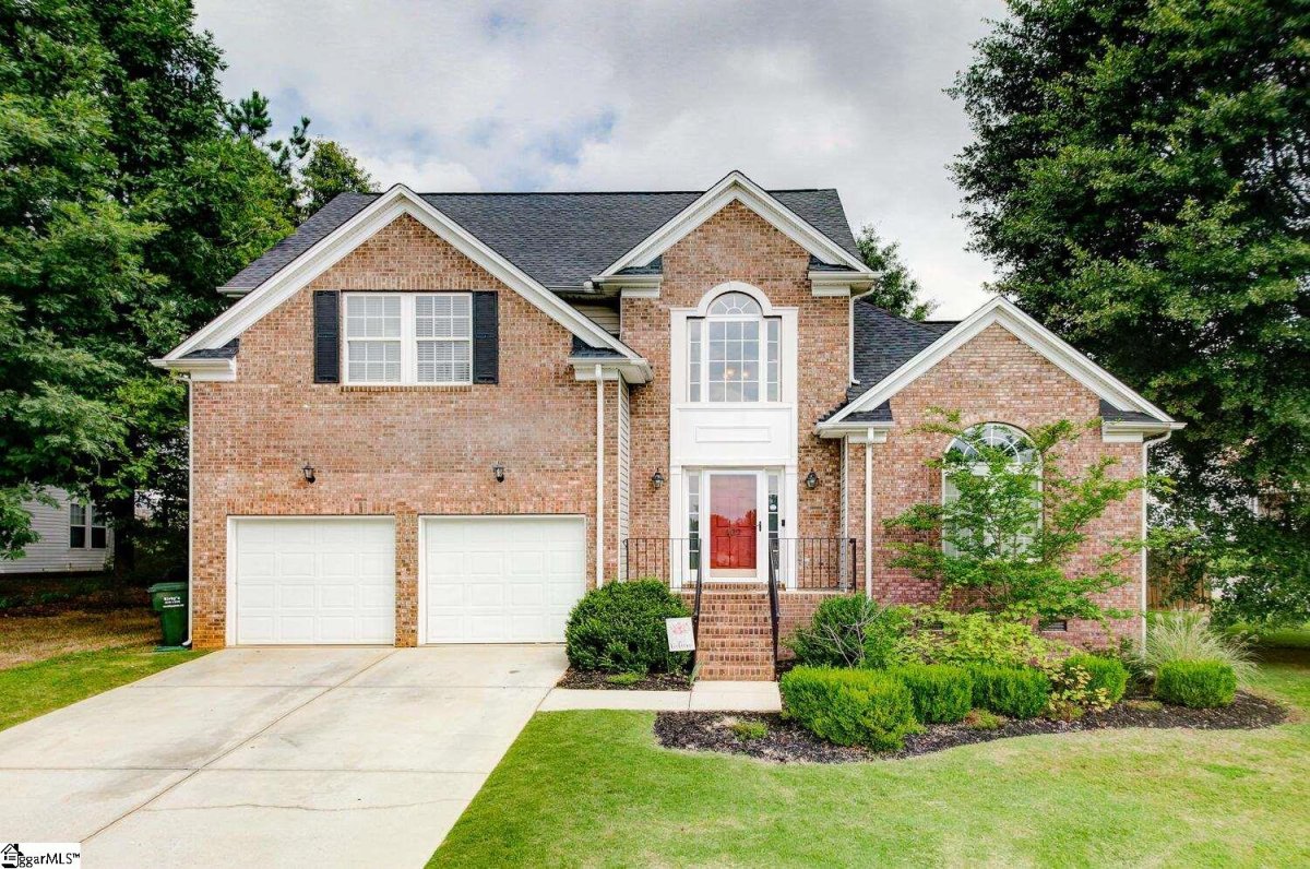 402 Rolling Pines Lane