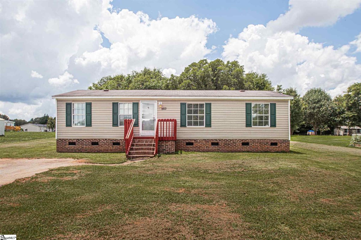 203 Wagon Court
