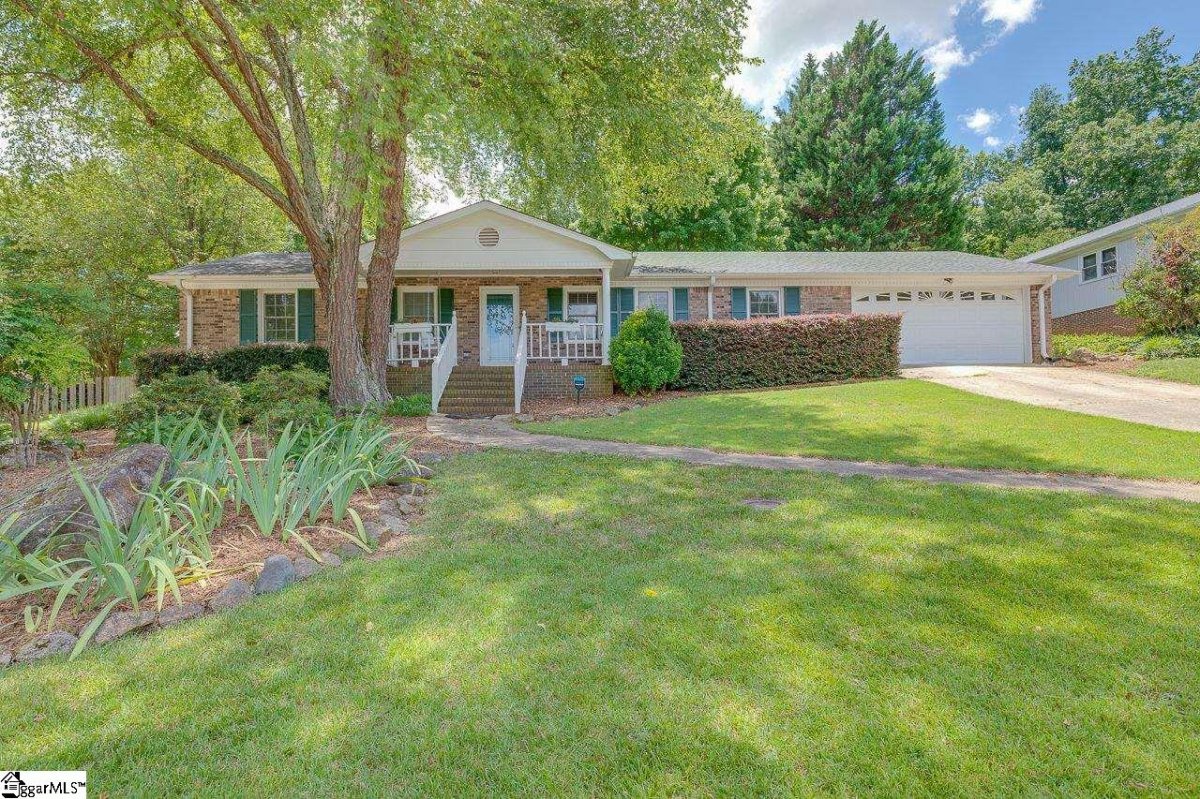 5 Dawnwood Drive