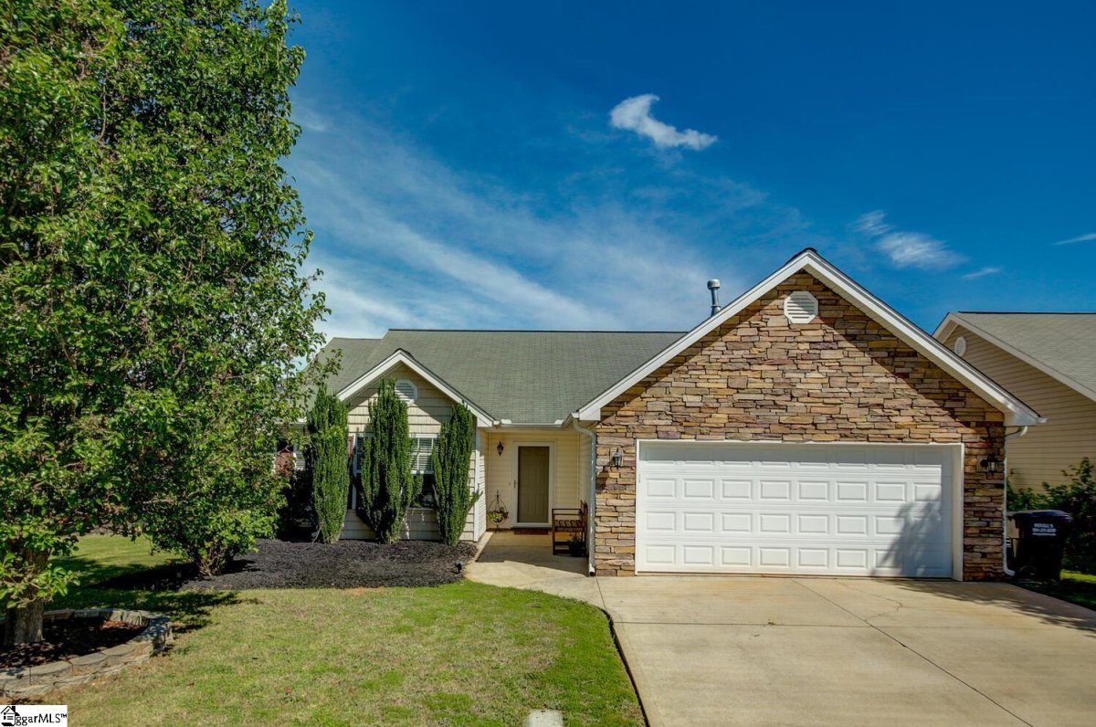 1 Heatherfield Drive