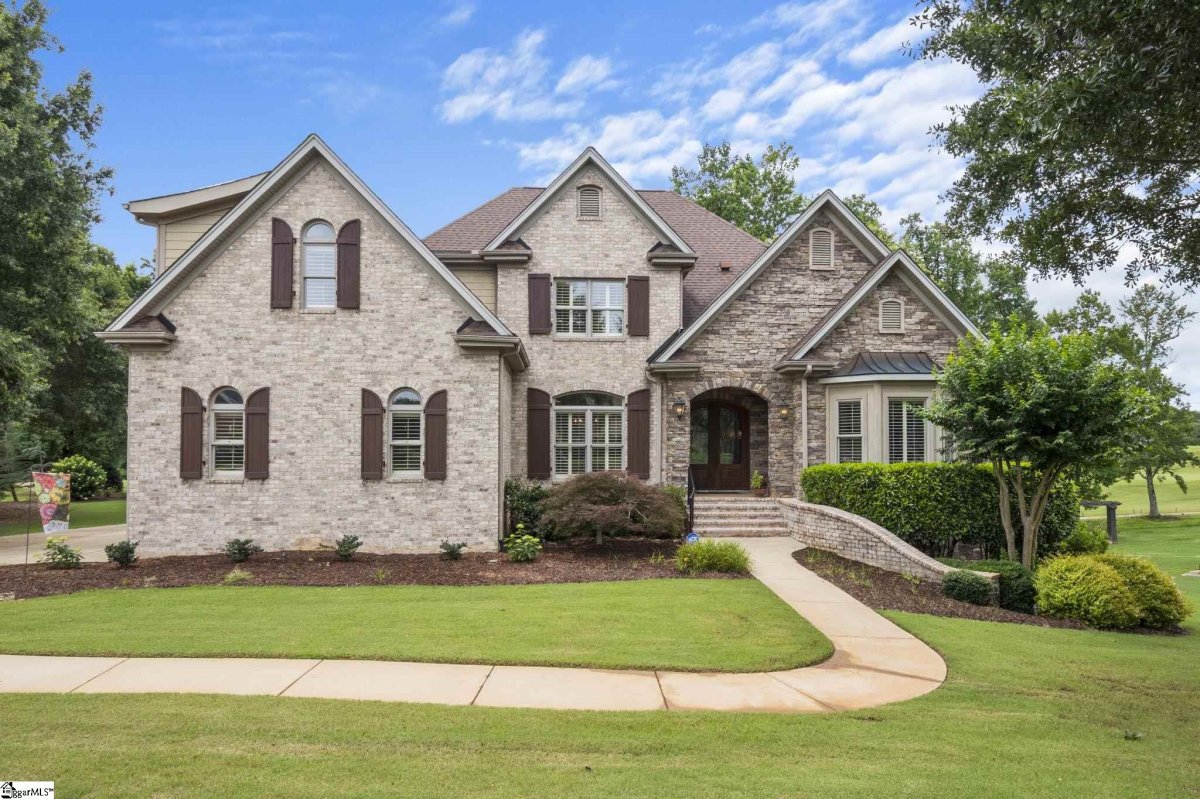 673 Driftwood Drive