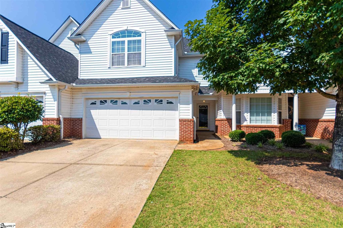 4 Cedar Rock Drive