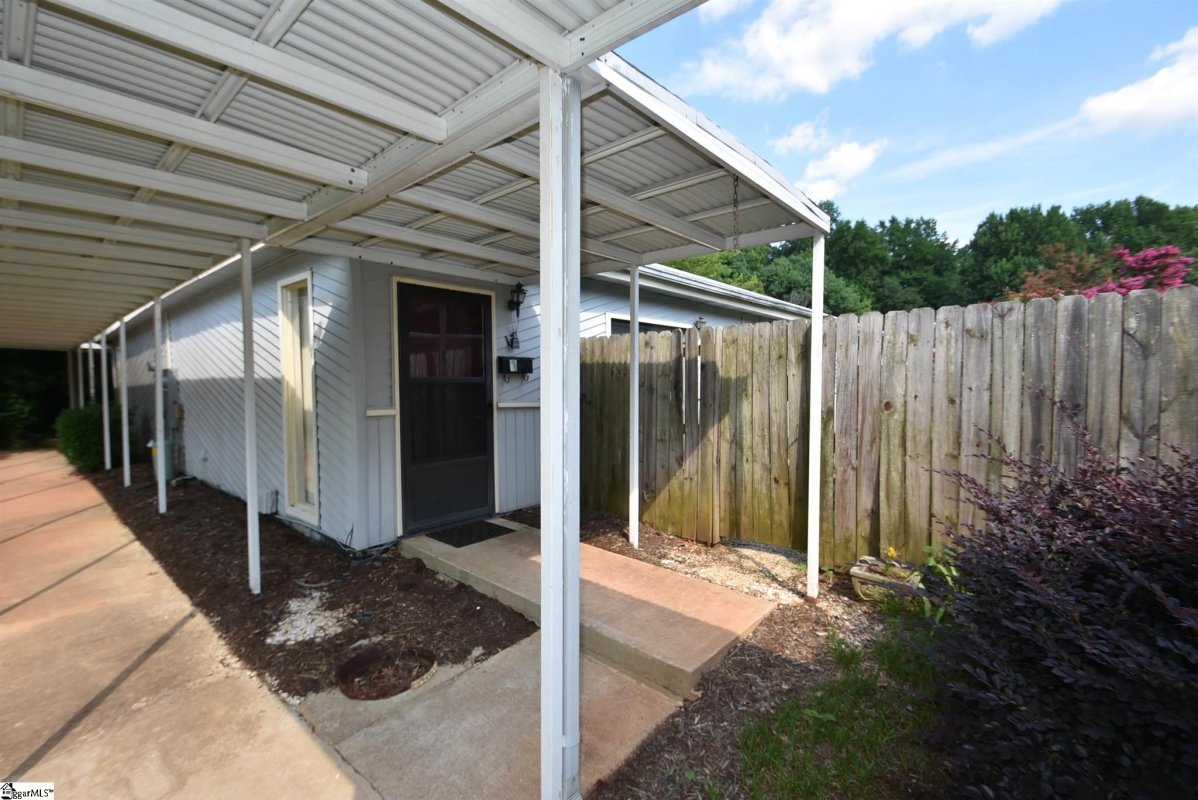 3706 E North Street Unit I-3