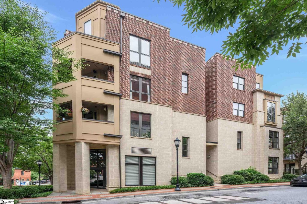 224 S Laurens Street #101