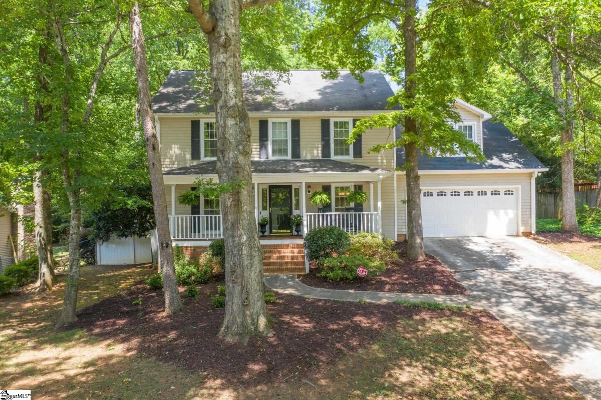 22 Bernwood Drive