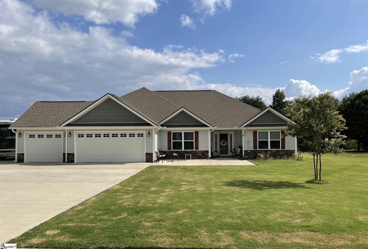 839 W Keepsake Lane