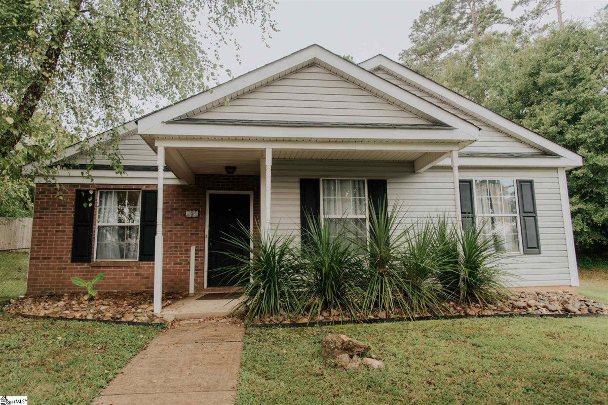 104 Beauregard Court