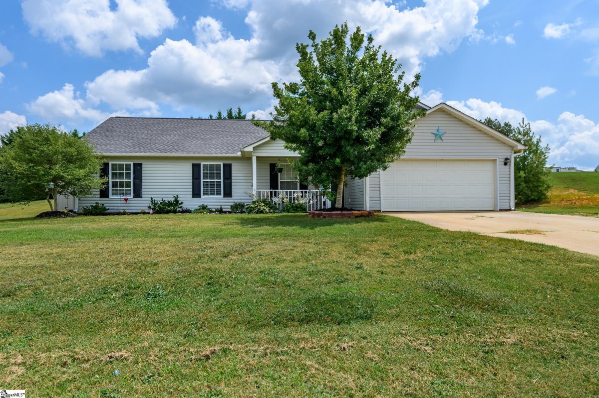108 Blackbird Lane