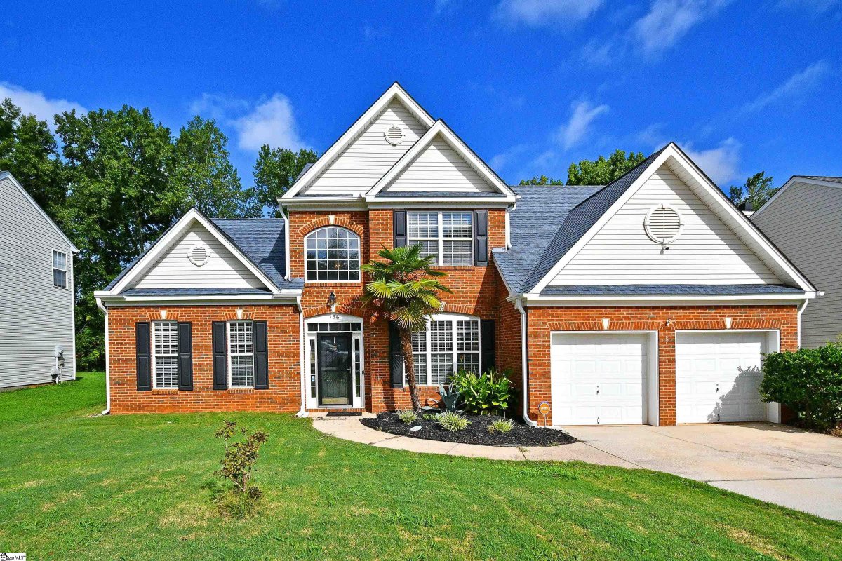 136 Birkhall Circle