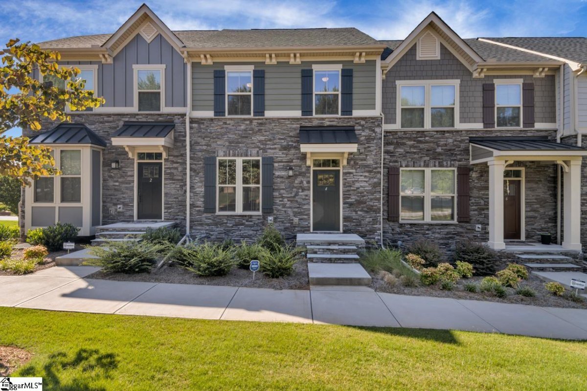 4 Itasca Drive