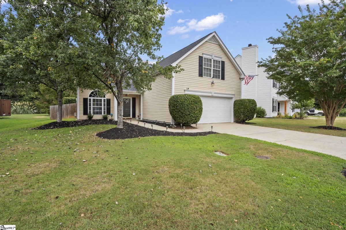 10 Summerchase Drive