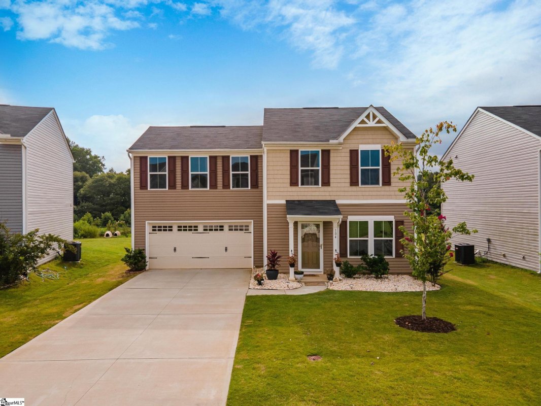 104 Castlebrook Drive