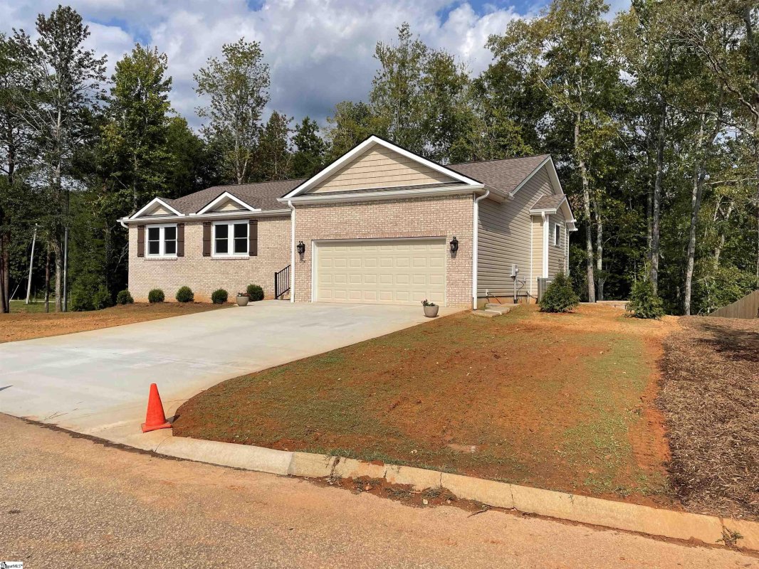 1 Barnett Valley Court
