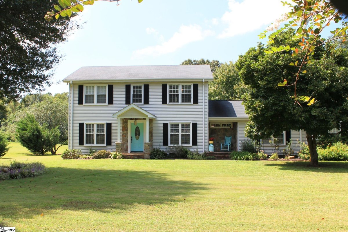 120 Heritage Lane