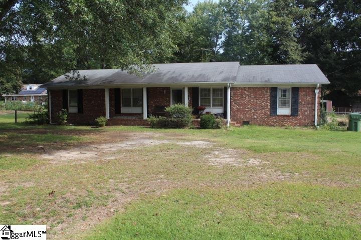 9 Ashwood Avenue