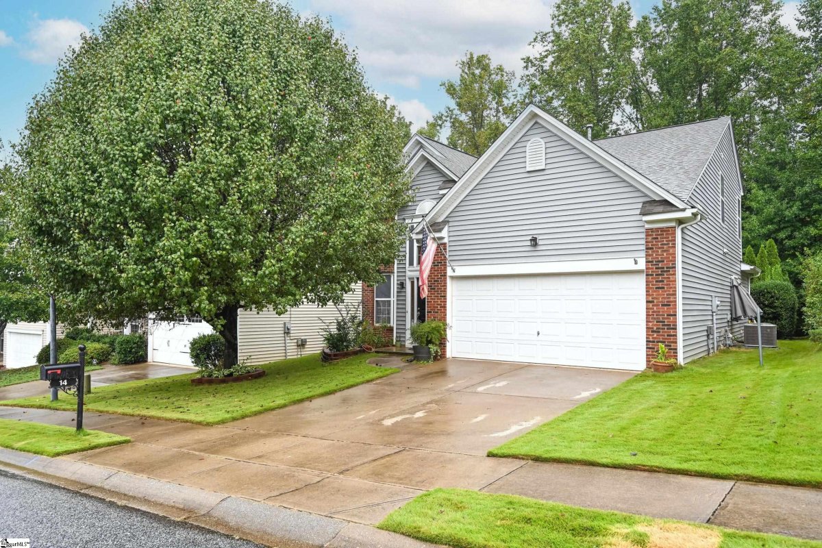 14 Knoll Ridge Drive