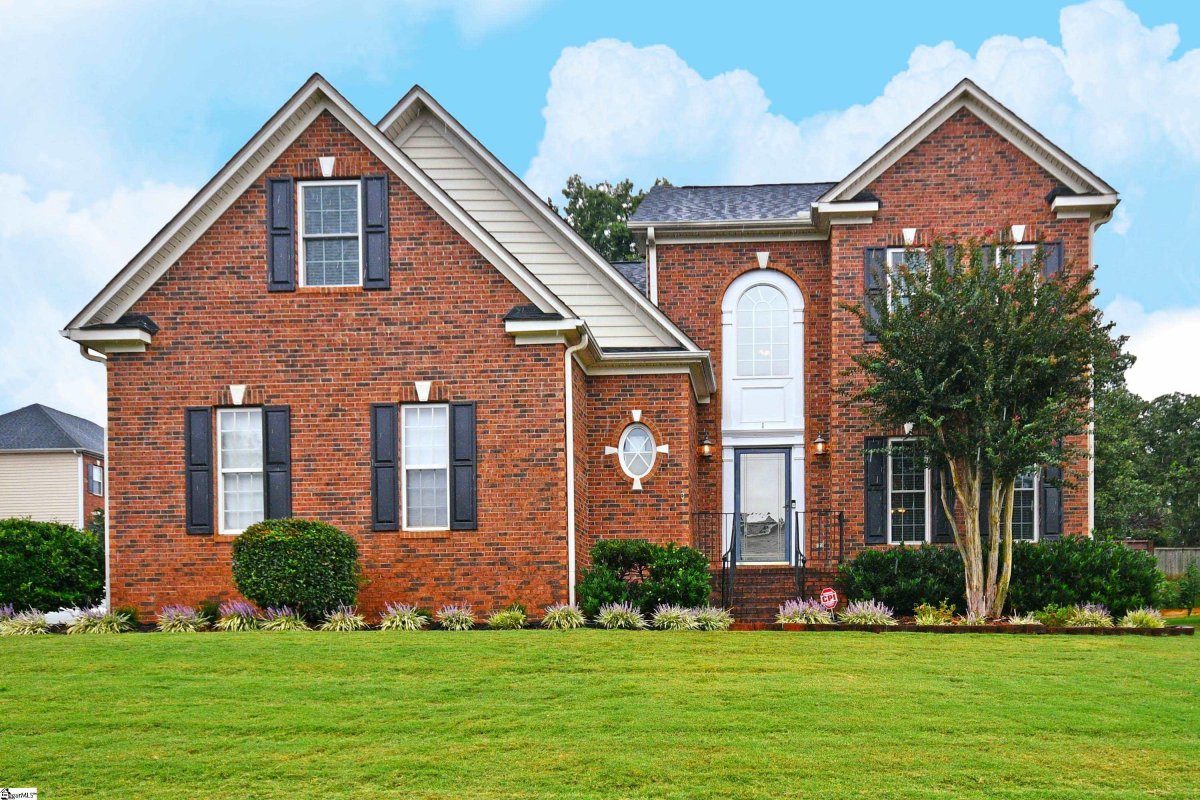 1 Suffolk Downs Way