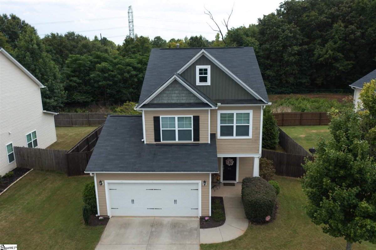 212 Rivers Edge Circle