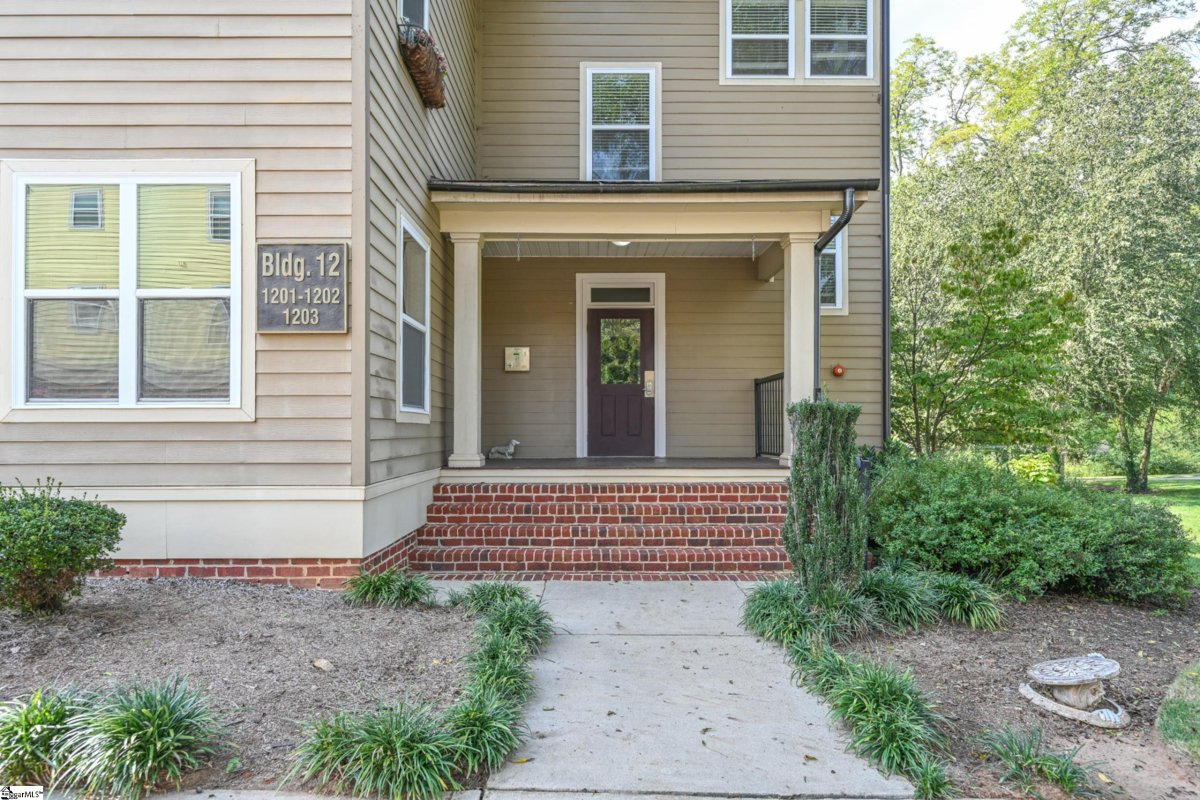 204 E Park Avenue 1201